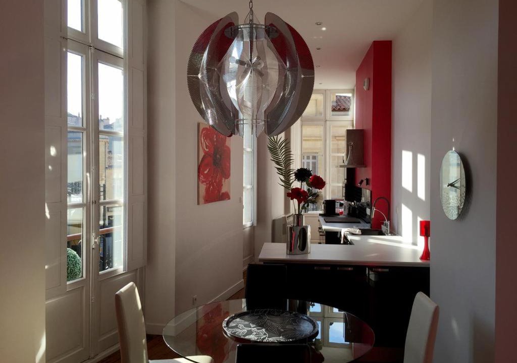 Photo of Livingroom in Bordeaux Golden Triangle