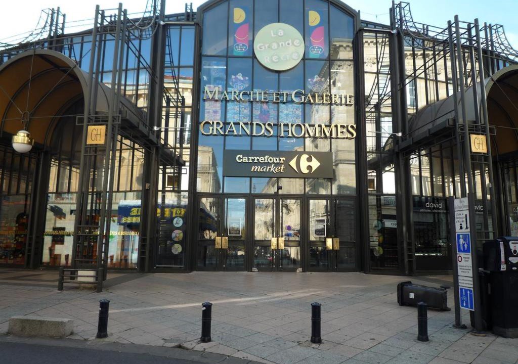 Photo of Buildings in Bordeaux Golden Triangle