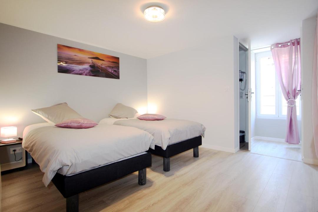 Photo of Bedroom in La Tour-Blanche-Cercles