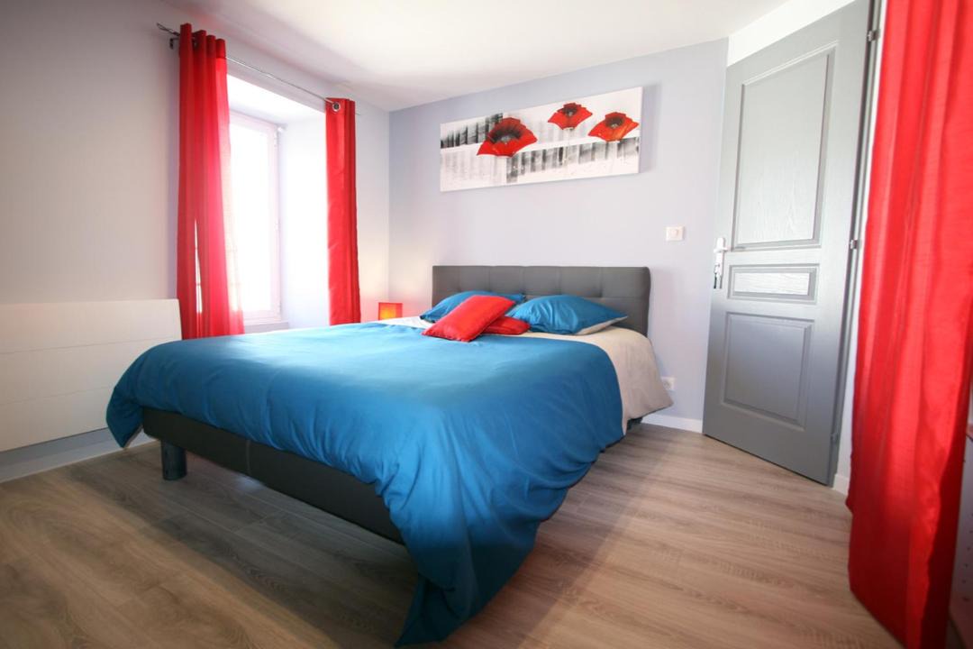 Photo of Bedroom in La Tour-Blanche-Cercles