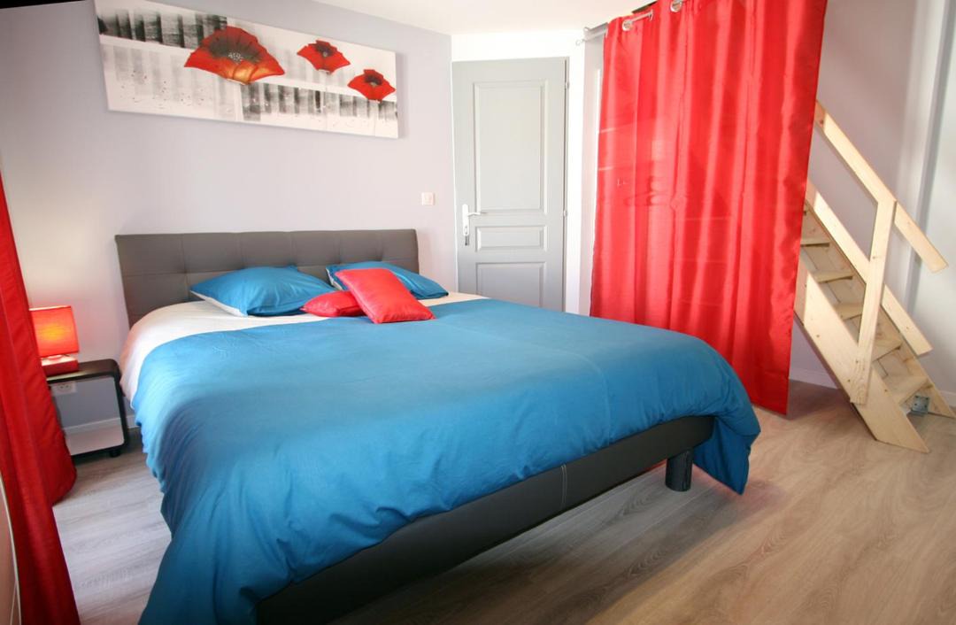 Photo of Bedroom in La Tour-Blanche-Cercles