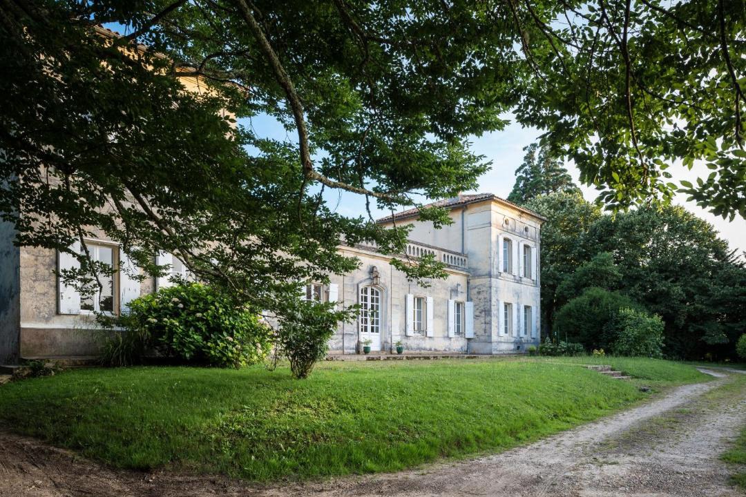 Photo of Others in Pessac-sur-Dordogne