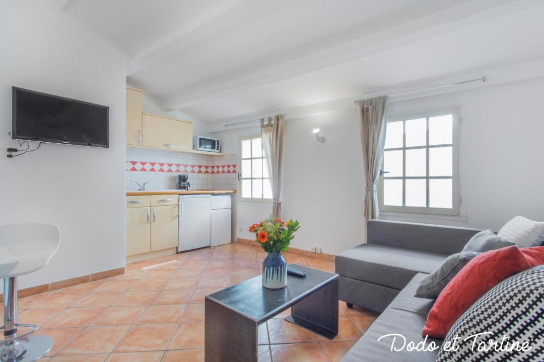 Photo of Livingroom in Hyeres City Centre