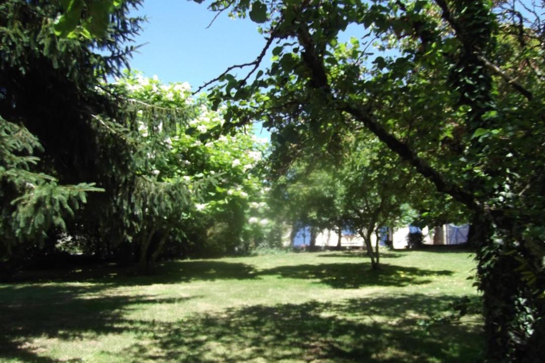 Photo of Others in Vouthon