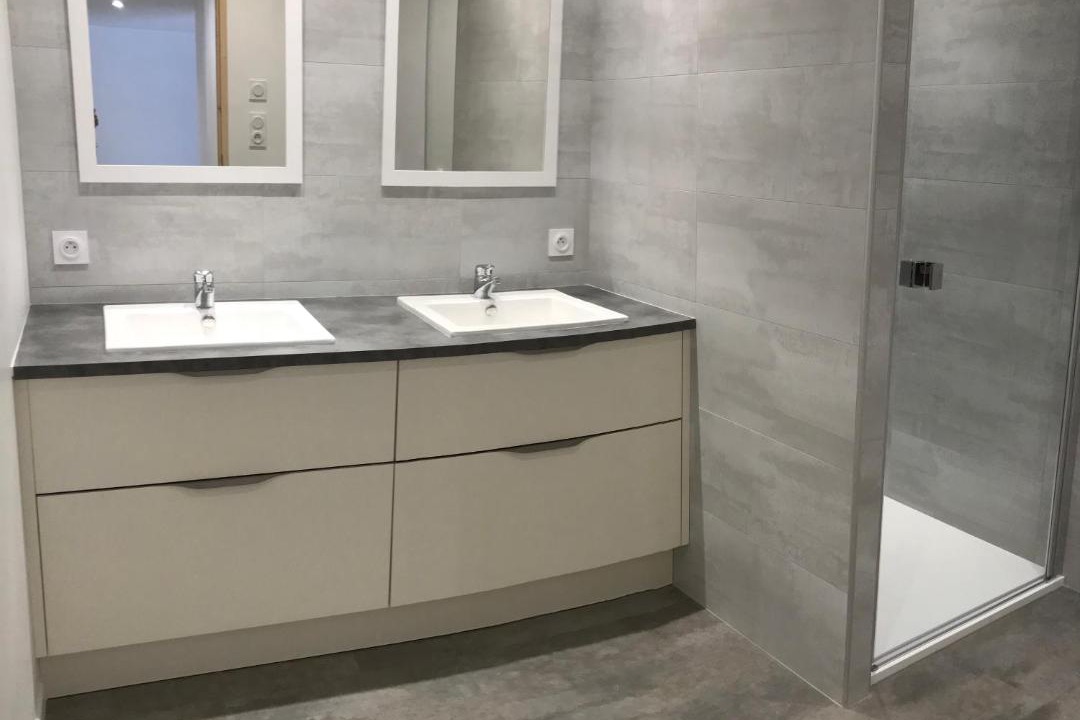 Photo of Bathroom in La Flotte