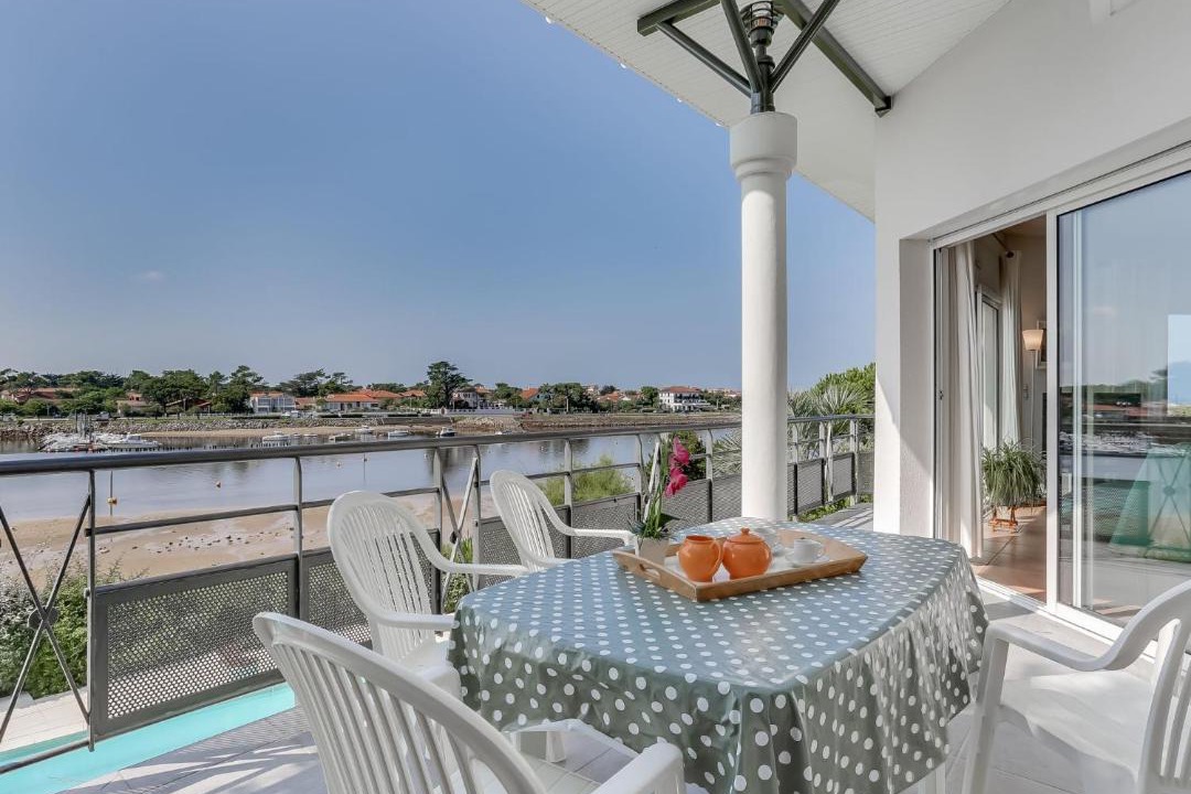 Photo of Patio Balcony in Mimizan-Plage