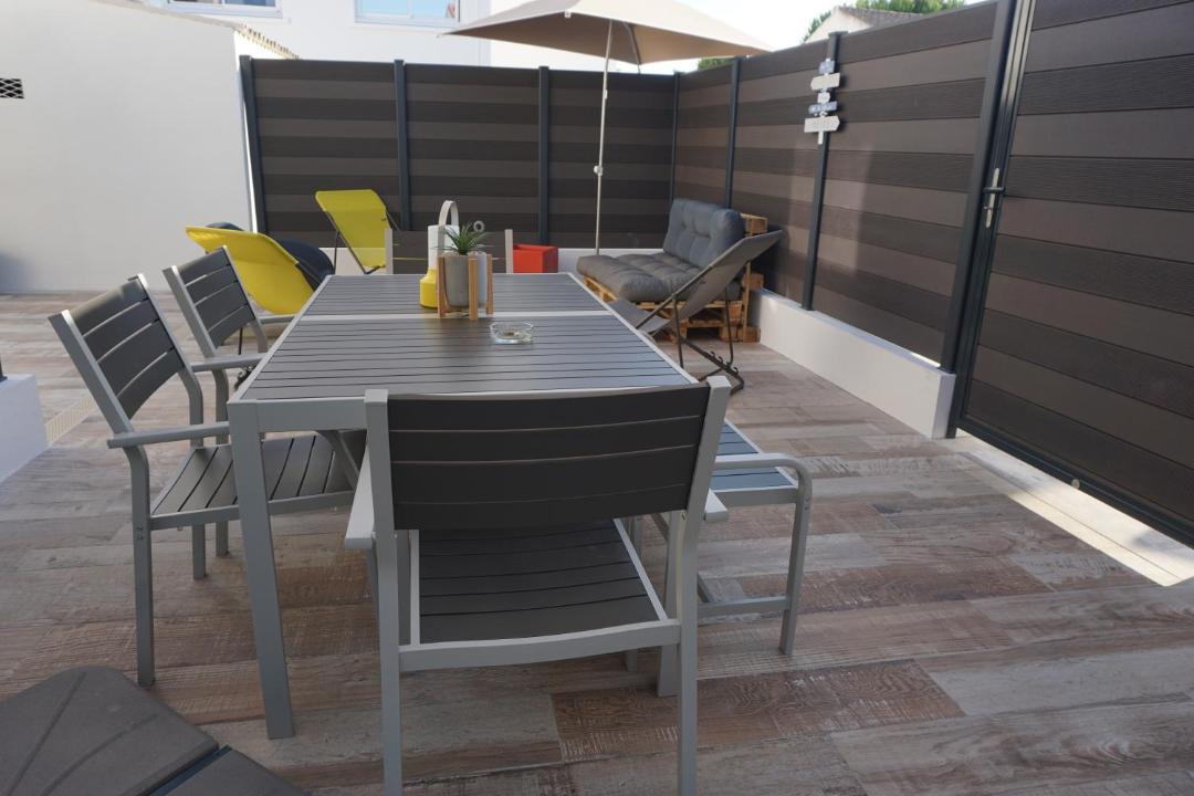 Photo of Patio Balcony in La Cotiniere