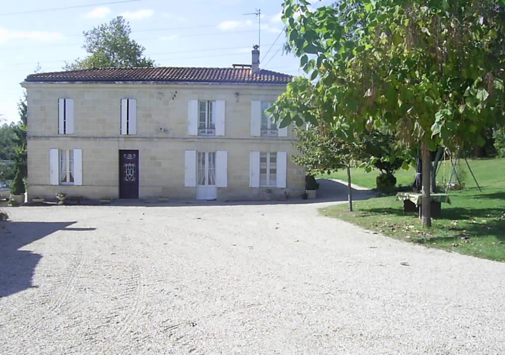 Photo of Buildings in Civrac-de-Blaye