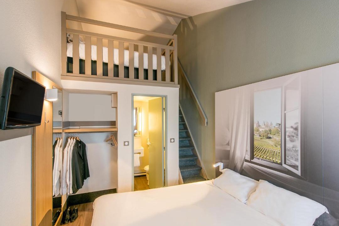 Photo of Bedroom in Merignac