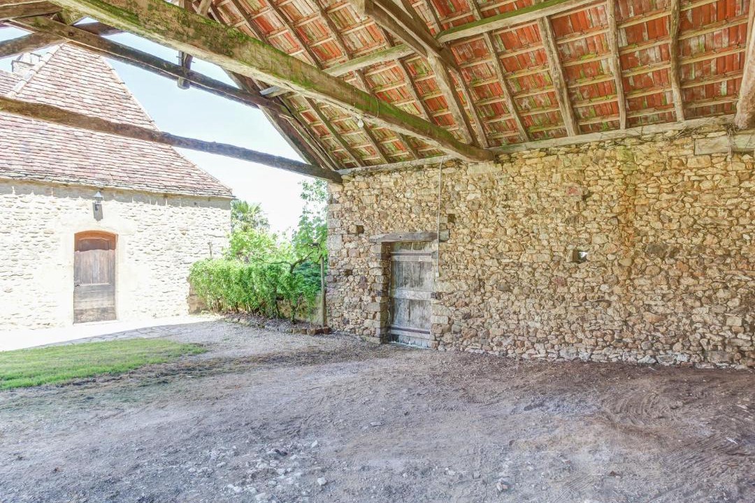 Photo of Buildings in Sainte-Foy-de-Belves