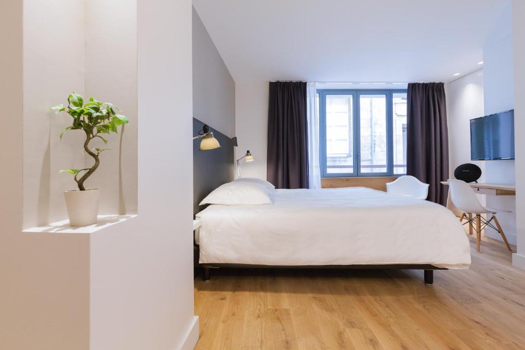 Photo of Bedroom in Hotel de Ville - Quinconces