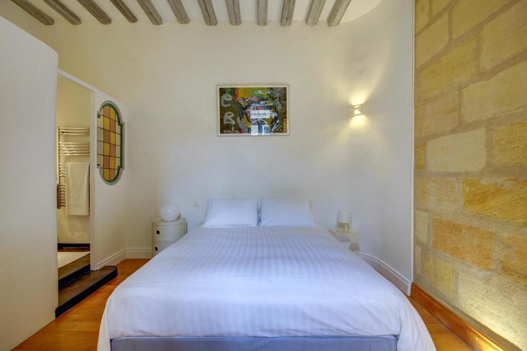 Photo of Bedroom in Hotel de Ville - Quinconces