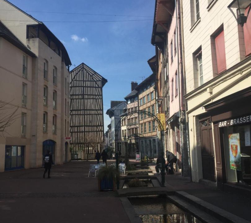Photo of Buildings in Vezieres