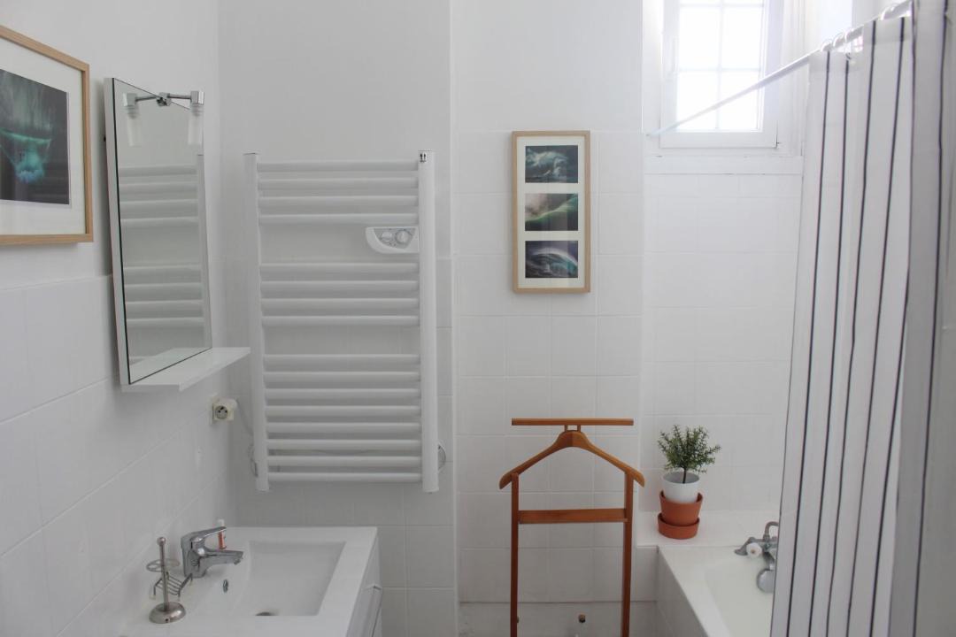 Photo of Bathroom in Biarritz City Centre