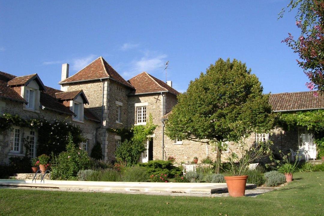 Photo of Buildings in Vouneuil-sur-Vienne