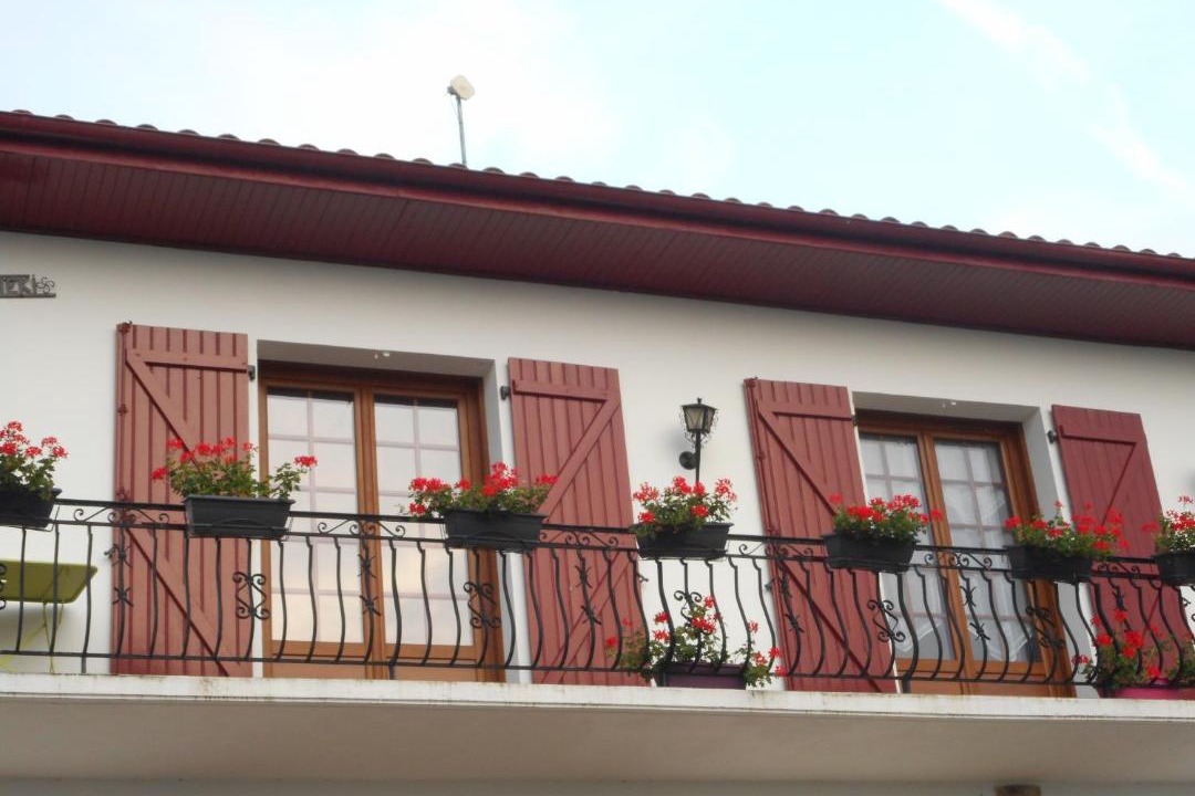 Photo of Buildings in Aincille