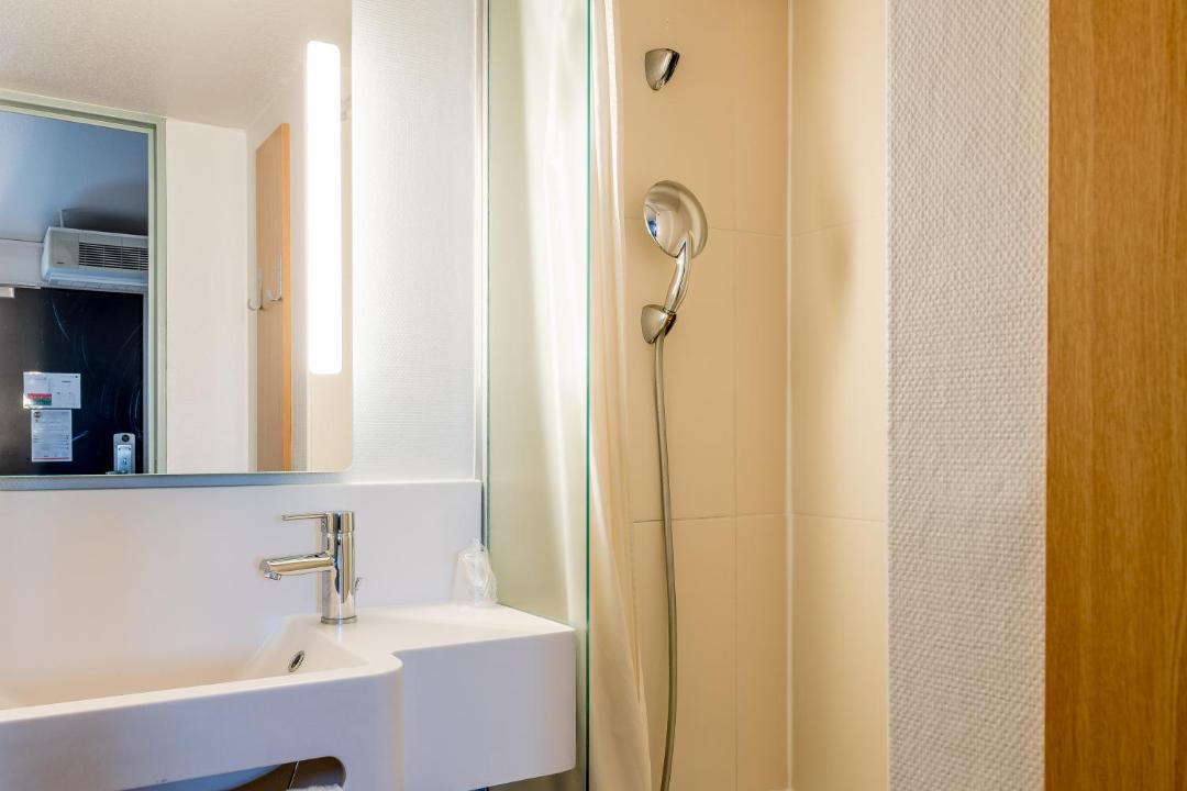 Photo of Bathroom in Lormont
