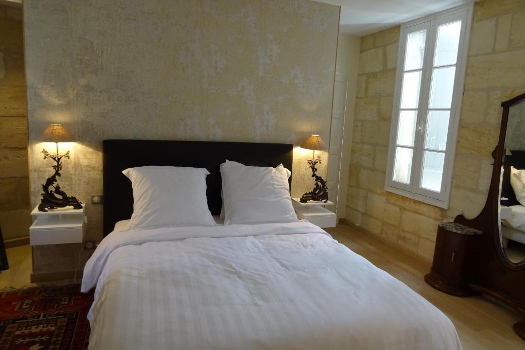 Photo of Bedroom in Saint-Emilion