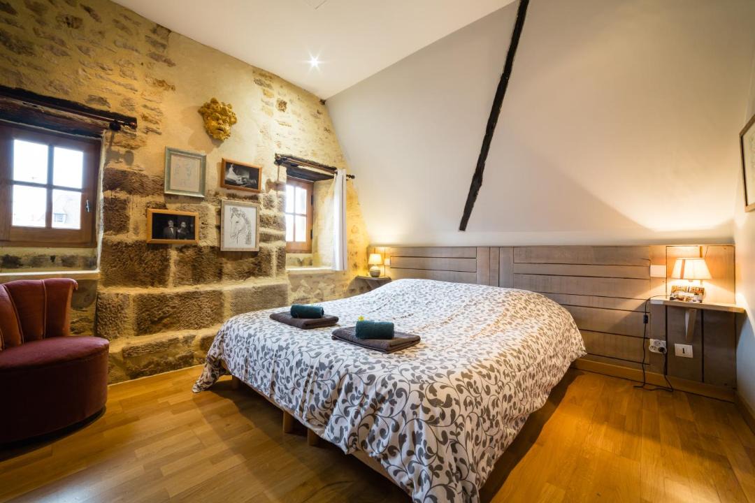 Photo of Bedroom in Sarlat-la-Caneda Historic Center