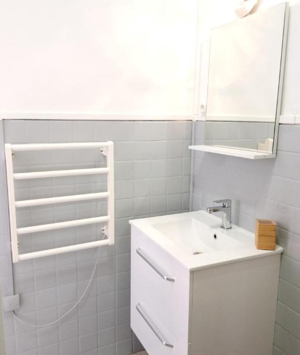 Photo of Bathroom in Libourne
