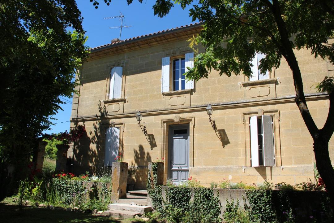 Photo of Buildings in Espiet