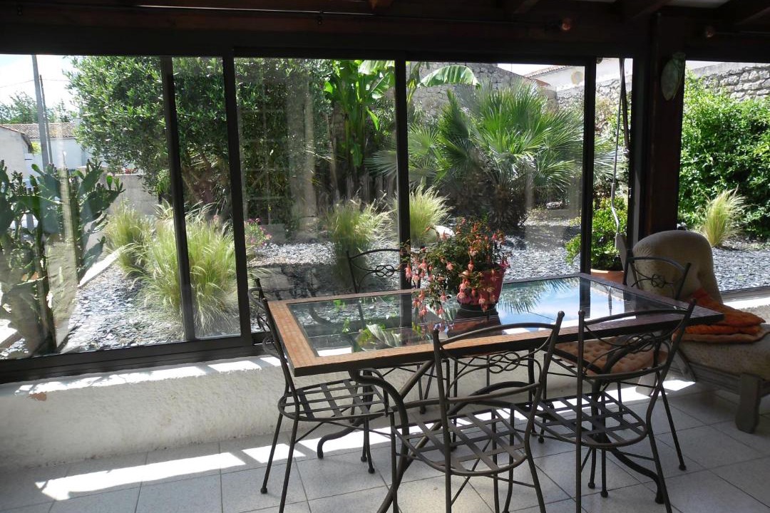Photo of Patio Balcony in Saint-Just-Luzac
