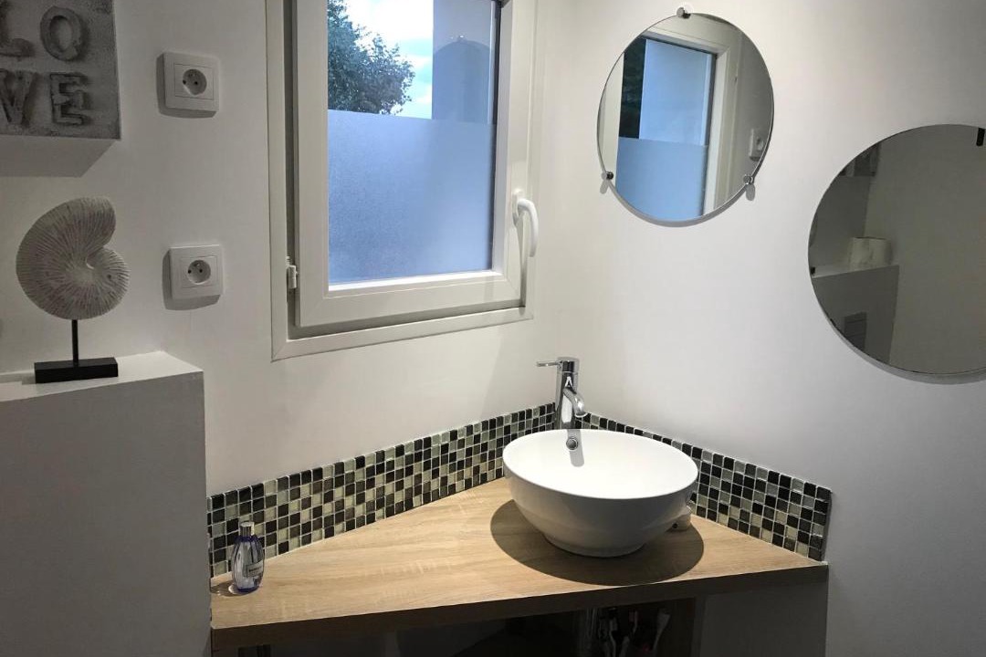 Photo of Bathroom in Le Grand-Village-Plage