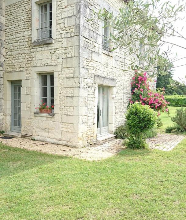 Photo of Others in Monts-sur-Guesnes