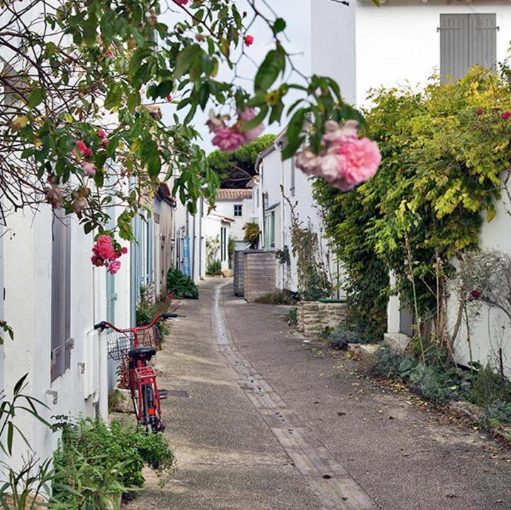 Photo of Buildings in Les Portes-en-Re