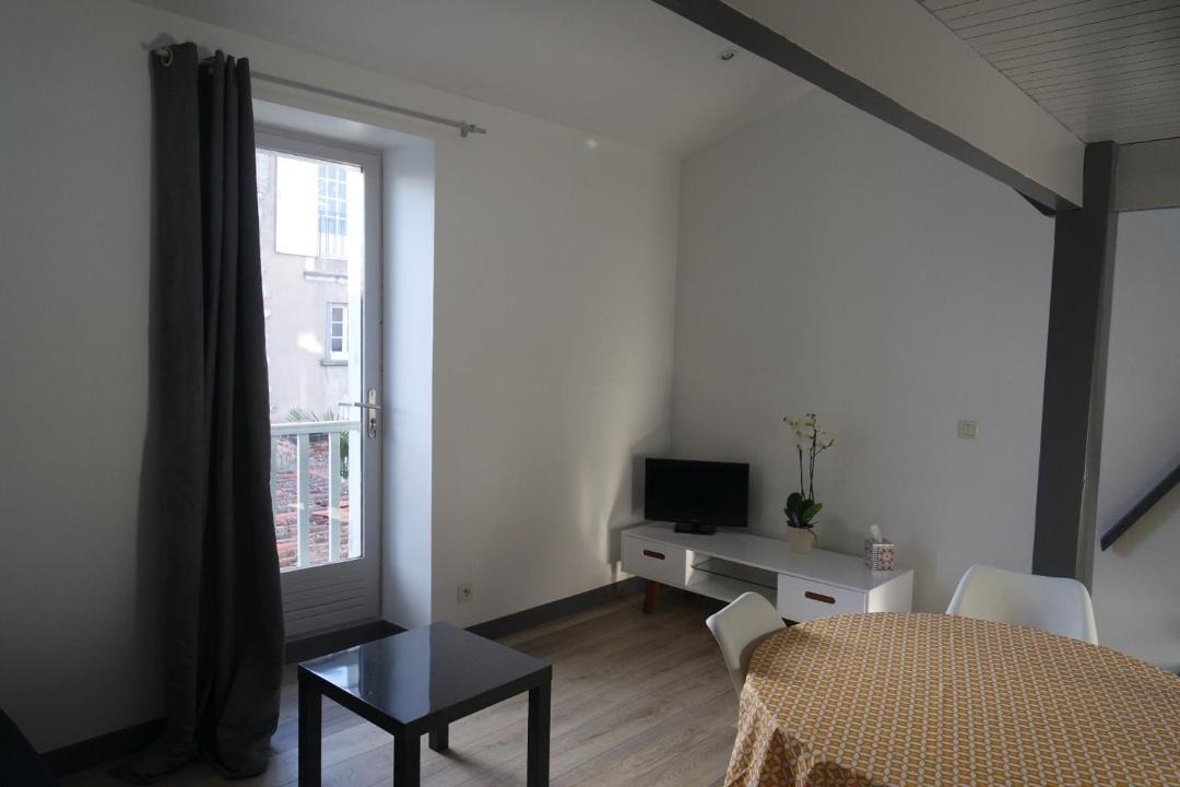 Photo of Livingroom in La Rochelle City Centre
