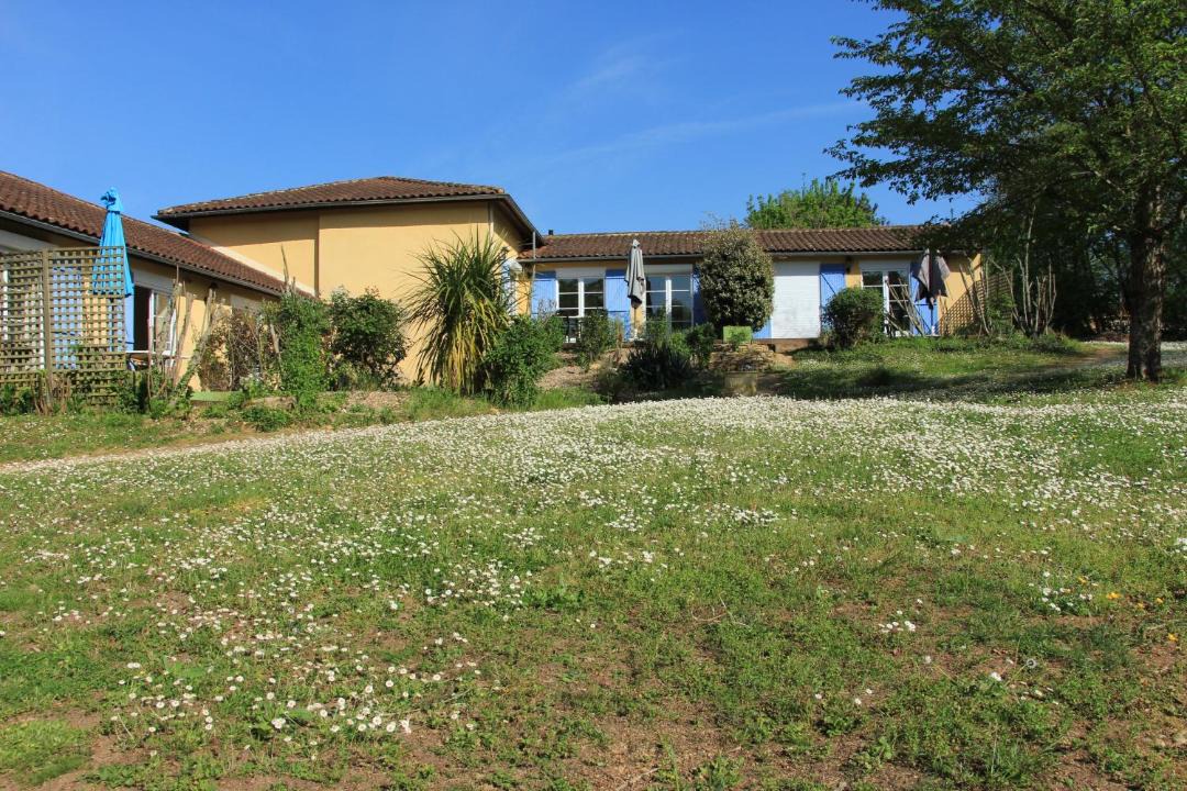 Photo of Others in Le Buisson-de-Cadouin