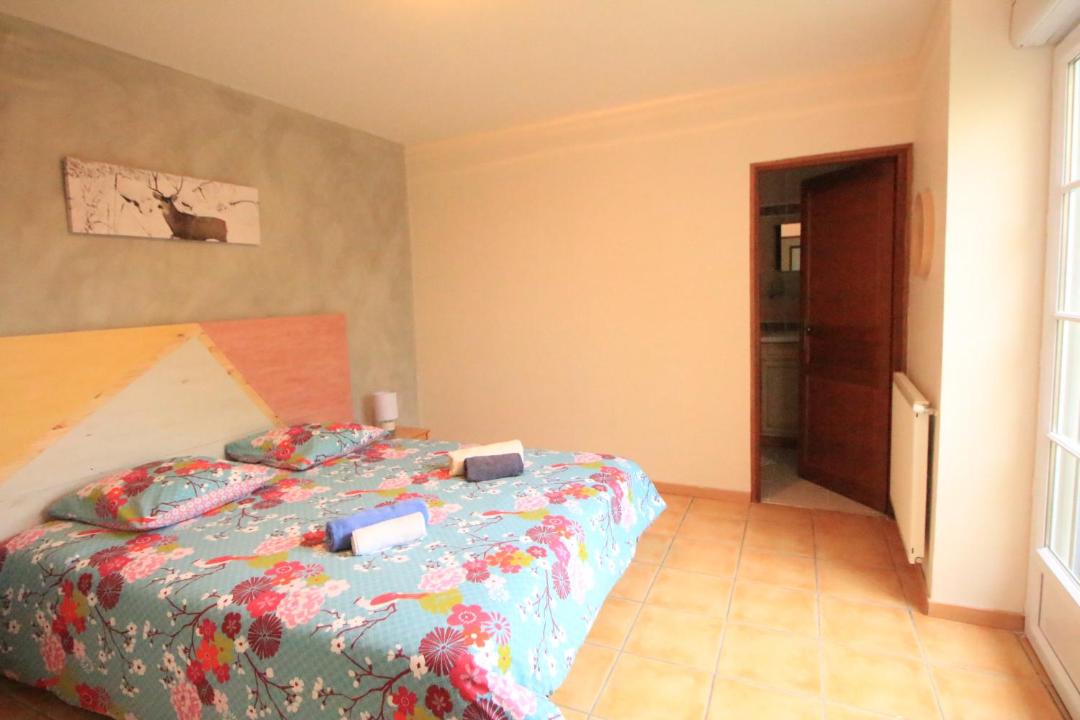 Photo of Bedroom in Le Buisson-de-Cadouin