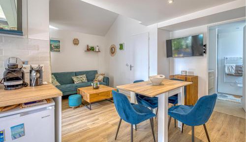 Three-Bedroom Vacation Home 