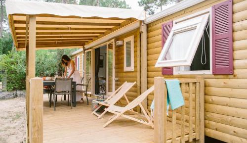 Mobile Home 6 Adults