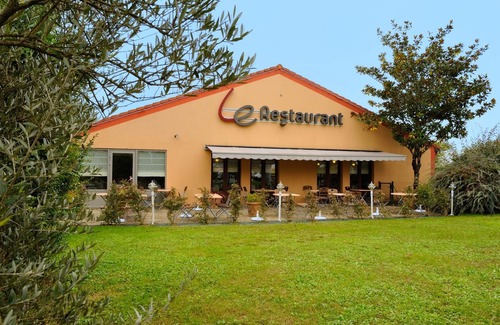 Saintes Hotel | Campanile Saintes