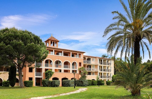 Les Restanques Hotel | Sowell Family Port Grimaud
