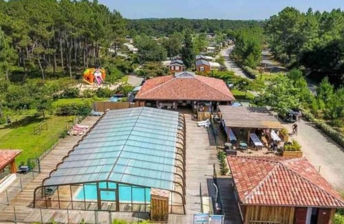 Saint-Michel-Escalus House | Camping 4 étoiles - Piscine - eebe0h