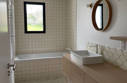 Bassussarry House | New house on the Basque Coast. Ideal for families with babies. 6/8 pers.