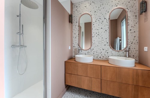 Eysines House | Maison de Ville Avec Piscine, Eysines