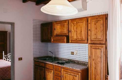 San Donato in Fronzano Apartment | Apartment '30 C Fattoria Degli Usignoli' with Shared Pool, Wi-Fi and Air Conditioning