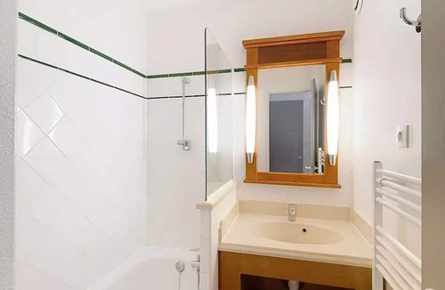 Lacanau-Ocean Apartment | Residence Lacanau Les Pins - Apartment 4 persons tourist residence with pool Lacanau