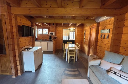 Bias Cottage | Cottage with heated pool and spa, 4km from the ocean near Mimizan