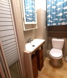 Le Pradet Apartment | South facing AC studio with terrace and parking - Dodo et Tartine