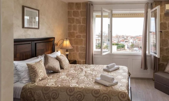 Split Apartment | Queen Mary Luxury Rooms Split